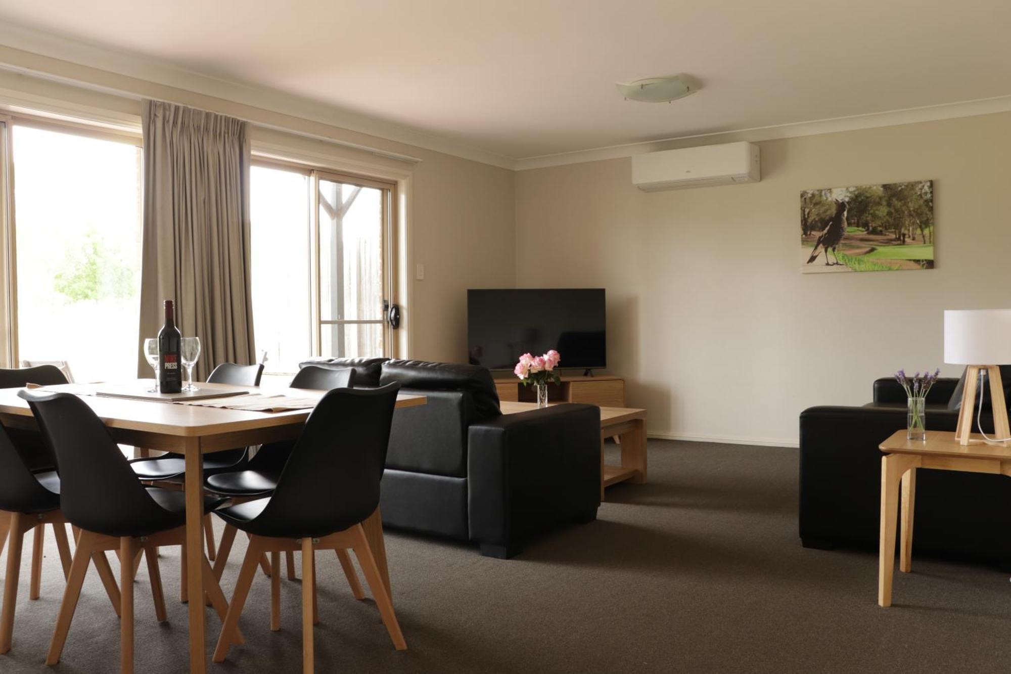 Cootamundra Heritage Motel & Apartments Exterior photo