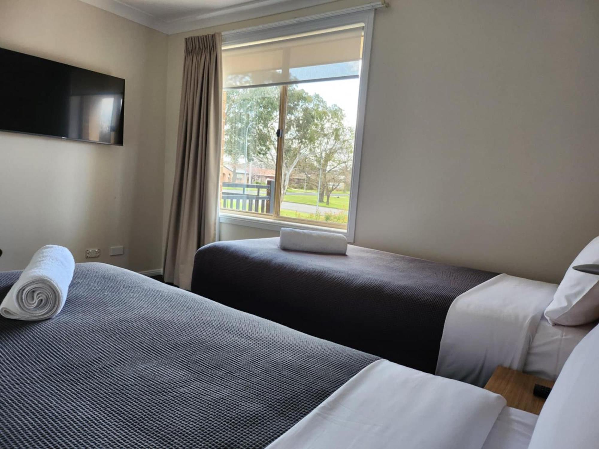Cootamundra Heritage Motel & Apartments Exterior photo